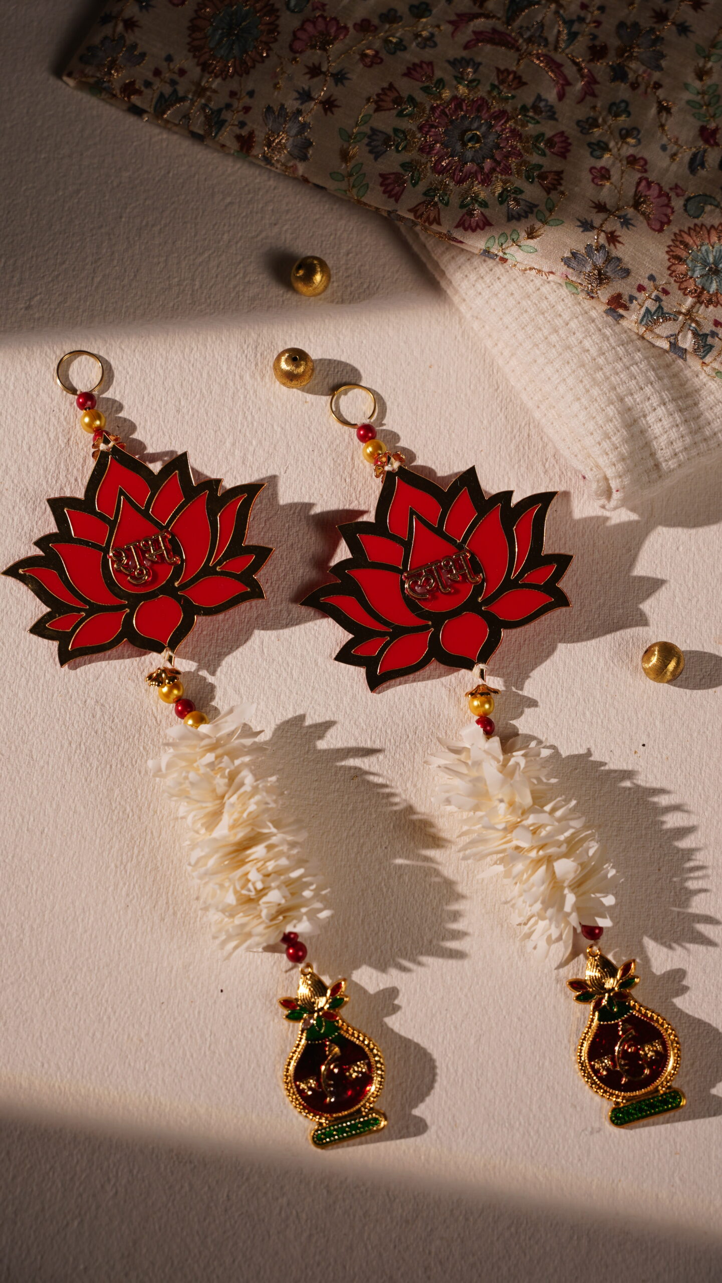 Exquisite Shubh-Labh White Moti Red Kalas